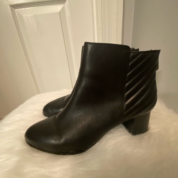 Adrienne Vittadini Theo Quilted Leather Ankle Boot - Picture 14 of 15